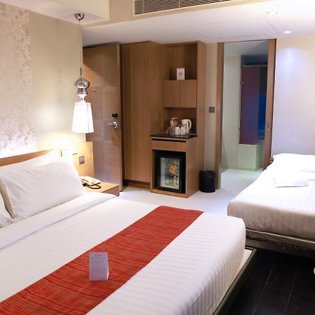 Citrus Sukhumvit 13 Nana Bangkok By Compass Hospitality - Newly Renovated Hotel Exterior foto